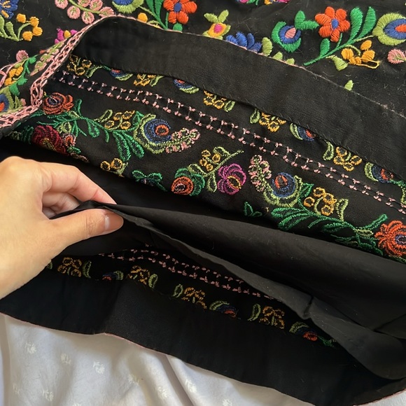 Mini skirt - Picture 4 of 7